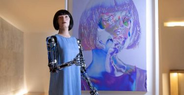 Kenalkan Ai-Da, Robot Dari Mesir Yang Bisa Menulis Puisi dan Melukis