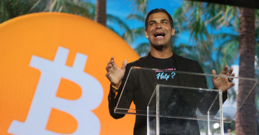 Pro-Bitcoin, Walikota Miami Siap Terima Gaji Pakai Bitcoin