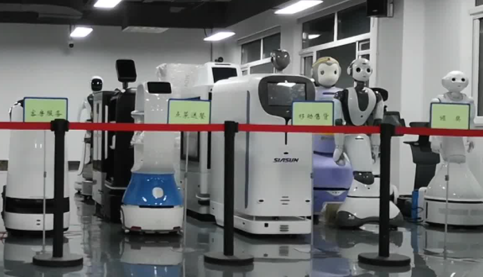 Sambut Olimpiade Musim Dingin, Cina Kerahkan Beragam Robot Canggih