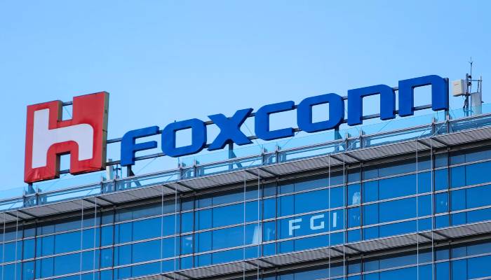 Foxconn Siap Investasi Pabrik Kendaraan Listrik di Indonesia