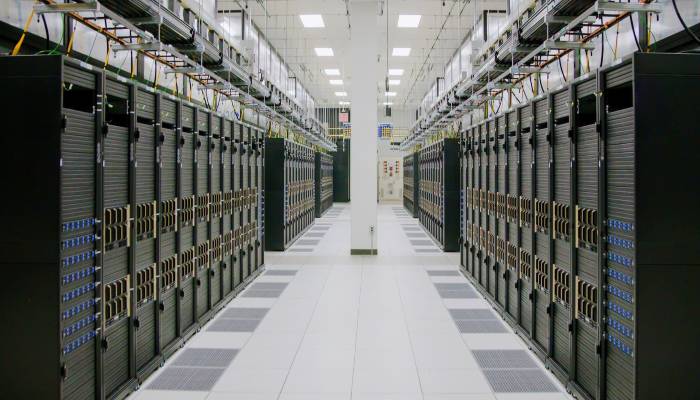 Meta Berencana Bangun Superkomputer Tercepat di Dunia